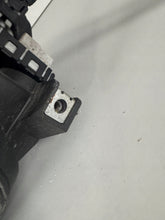 Laden Sie das Bild in den Galerie-Viewer, Frontscheinwerfer Toyota Avensis Links Scheinwerfer Headlight SCH7298711566ly