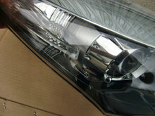 Laden Sie das Bild in den Galerie-Viewer, Frontscheinwerfer Renault Megane III Xenon Links Scheinwerfer Headlight SCH2971315284ld