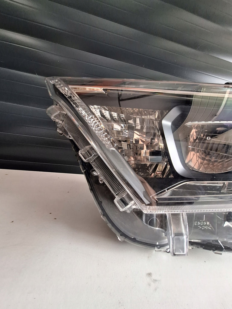 Frontscheinwerfer Toyota Rav 4 8118542842 Links Scheinwerfer Headlight SCH7104247472sc