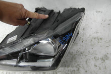 Laden Sie das Bild in den Galerie-Viewer, Frontscheinwerfer Seat Ateca 576941005A LED Links Scheinwerfer Headlight