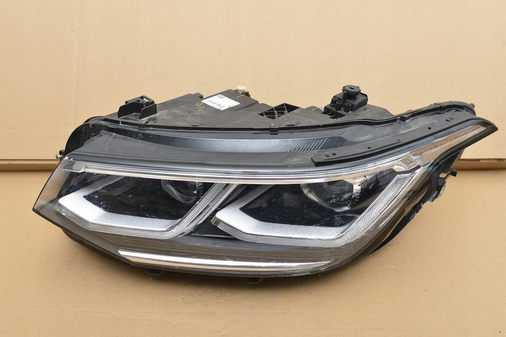 Frontscheinwerfer VW Tiguan LE18A6432 5NN941082 Links Scheinwerfer Headlight SCH8530395466vw
