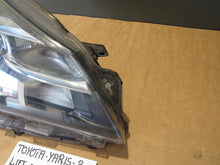 Load image into Gallery viewer, Frontscheinwerfer Toyota Yaris Rechts Scheinwerfer Headlight