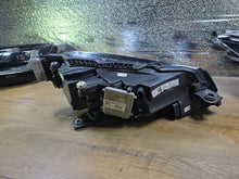 Laden Sie das Bild in den Galerie-Viewer, Frontscheinwerfer Skoda Superb III 3V1941015D Links Scheinwerfer Headlight