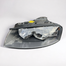 Laden Sie das Bild in den Galerie-Viewer, Frontscheinwerfer Audi A3 8P0941003D Xenon Links Scheinwerfer Headlight