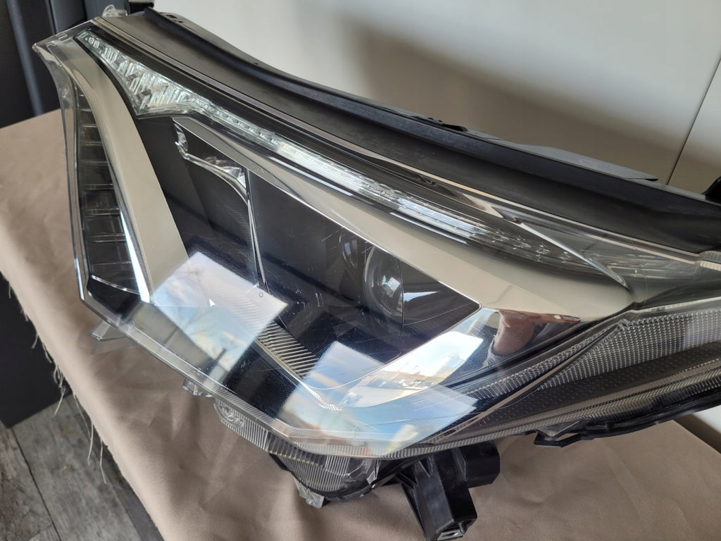 Frontscheinwerfer Toyota Rav 4 Links Scheinwerfer Headlight SCH2645001090ul