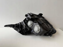 Laden Sie das Bild in den Galerie-Viewer, Frontscheinwerfer Ford Transit Courier R2X6-13W029-CE R2X6-13W030-CE Ein Satz SCH1264661441pd