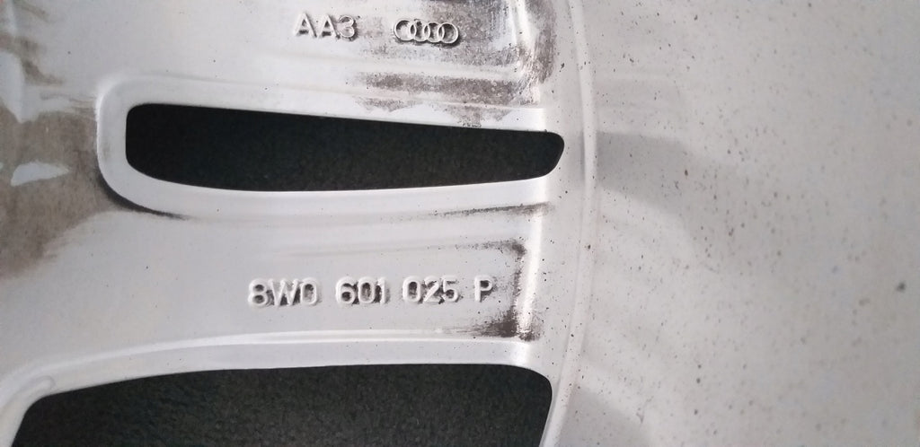 1x Alufelge 17 Zoll 7.0" 5x112 42ET Glanz Silber 8W0601025P Audi A4 B9 Rim Wheel FEL7661429827nn