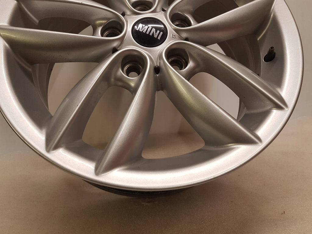 1x Alufelge 17 Zoll 7.0" 5x120 50ET Glanz Silber 9803723 Mini R60 R61 Rim Wheel