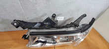 Laden Sie das Bild in den Galerie-Viewer, Frontscheinwerfer Toyota Land Cruiser MIA15798 LED Links Scheinwerfer Headlight SCH8239089405bf