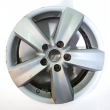 Laden Sie das Bild in den Galerie-Viewer, 1x Alufelge 16 Zoll 6.0&quot; 5x112 50ET 2K3601025 VW Caddy Rim Wheel