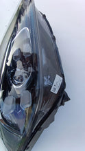 Laden Sie das Bild in den Galerie-Viewer, Frontscheinwerfer Kia Sportage IV F1921-52600 F192102200 Full LED Rechts SCH8698822589ql