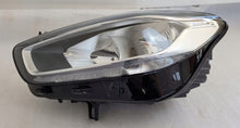 Laden Sie das Bild in den Galerie-Viewer, Frontscheinwerfer Mercedes-Benz Citan W420 A4209060000 260607636R LED Links