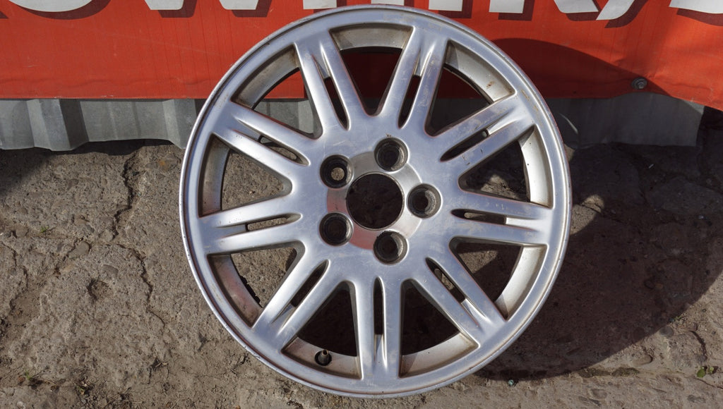 1x Alufelge 16 Zoll 7.0" 5x108 49ET 8672150 Volvo Rim Wheel