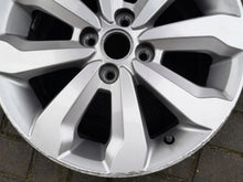 Load image into Gallery viewer, 1x Alufelge 16 Zoll 6.0&quot; 4x100 49ET Glanz 52910-H8260 Kia Rim Wheel