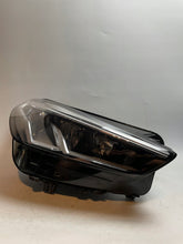 Laden Sie das Bild in den Galerie-Viewer, Frontscheinwerfer BMW X1 5A5BD44-02 Rechts Scheinwerfer Headlight SCH4122758444tm