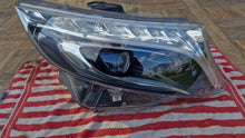 Laden Sie das Bild in den Galerie-Viewer, Frontscheinwerfer Mercedes-Benz W447 A4479061501 LED Rechts Headlight SCH7200861784ey