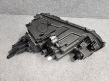 Laden Sie das Bild in den Galerie-Viewer, Frontscheinwerfer Toyota Yaris Cross 0D312SCZ LED Rechts Scheinwerfer Headlight SCH4155676791hi
