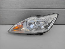 Load image into Gallery viewer, Frontscheinwerfer Ford Focus 8M51-13W030-AE Links Scheinwerfer Headlight