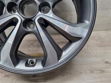 Laden Sie das Bild in den Galerie-Viewer, 1x Alufelge 15 Zoll 6.0" 4x100 47ET Glanz Grau 52910C8800 Hyundai I10 Mg FEL4645956473km