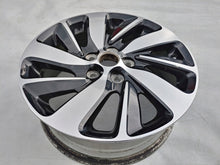 Laden Sie das Bild in den Galerie-Viewer, 1x Alufelge 17 Zoll 6.5&quot; 5x114.3 46ET Mitsubishi Asx Rim Wheel