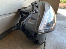 Laden Sie das Bild in den Galerie-Viewer, Frontscheinwerfer Audi Q3 83A941011 Full LED Links Scheinwerfer Headlight SCH3513233947pt