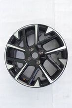 Laden Sie das Bild in den Galerie-Viewer, 1x Alufelge 17 Zoll 4.5&quot; 4x108 9933892680 Opel Corsa F Rim Wheel