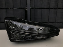 Laden Sie das Bild in den Galerie-Viewer, Frontscheinwerfer Skoda Scala 657941016 LED Rechts Scheinwerfer Headlight SCH6161141776uj