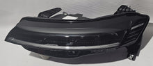 Laden Sie das Bild in den Galerie-Viewer, Frontscheinwerfer Renault Megane I E-Tech 260605490R LED Links Headlight SCH1734406985mb