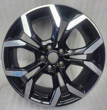 Laden Sie das Bild in den Galerie-Viewer, 1x Alufelge 18 Zoll 7.0" 5x108 47 5ET Glanz Silber L1TC-1007-H1A Ford Puma FEL3053025222gi