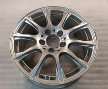 Laden Sie das Bild in den Galerie-Viewer, 1x Alufelge 16 Zoll 6.5&quot; 5x112 38ET A2054012400 Mercedes-Benz W205 Rim Wheel