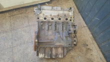 Load image into Gallery viewer, Motor Opel Zafira A 90400240 2.2 240TKm Diesel Engine Unkomplett MOT3095430580iz