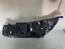 Laden Sie das Bild in den Galerie-Viewer, Frontscheinwerfer Ford Focus NX7B-13E014-CD LED Rechts Scheinwerfer Headlight SCH9811473585fw
