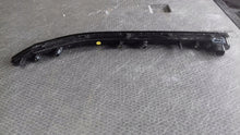 Laden Sie das Bild in den Galerie-Viewer, Frontscheinwerfer VW Taigo 2G7941653 Vorderseite Scheinwerfer Headlight SCH2509500614vs