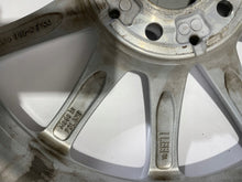 Laden Sie das Bild in den Galerie-Viewer, 4x Alufelge 17 Zoll 6.5" 5x112 44ET Glanz Silber A1774010300 Mercedes-Benz FEL8802136106eb