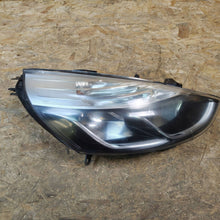 Load image into Gallery viewer, Frontscheinwerfer Renault Clio IV 260102796R 125336201033299900010 Rechts SCH6020131327jt