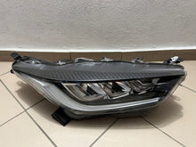 Laden Sie das Bild in den Galerie-Viewer, Frontscheinwerfer Toyota 4 Yaris Full LED Rechts Scheinwerfer Headlight SCH2442233439ct