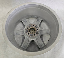 Load image into Gallery viewer, 1x Alufelge 17 Zoll 8.0&quot; 5x112 26ET Glanz Silber 8T0601025 Audi A5 Rim Wheel