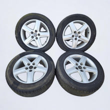 Load image into Gallery viewer, 4x Alufelge 17 Zoll 7.5&quot; 5x112 45ET Glanz Silber 8E0601025E Audi Rim Wheel