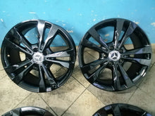 Load image into Gallery viewer, 4x Alufelge 18 Zoll 7.5&quot; 5x112 44ET Schwarz A2054012802 Mercedes-Benz Rim Wheel