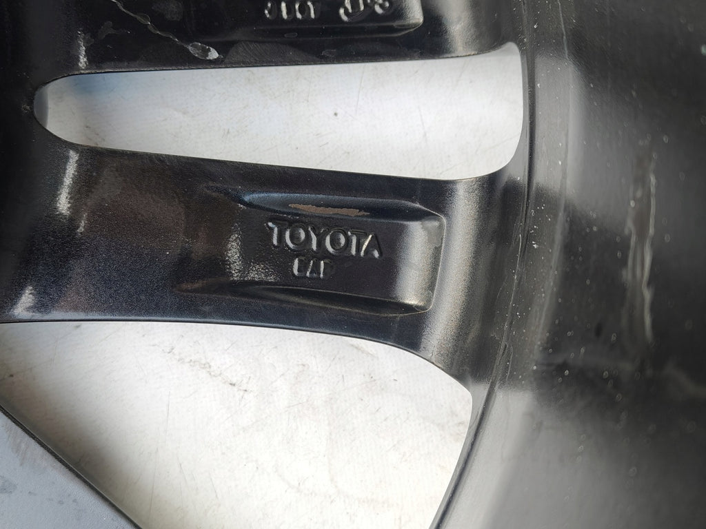 1x Alufelge 17 Zoll 7.0" 5x114.3 45ET 509100323 Toyota Corolla Verso Avensis