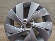 Laden Sie das Bild in den Galerie-Viewer, 1x Alufelge 17 Zoll 5x112 5H0601025C VW Golf Viii Rim Wheel FEL3171725495ll