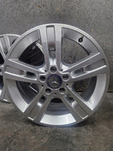 Load image into Gallery viewer, 4x Alufelge 18 Zoll 8.0&quot; 5x112 60ET Glanz Silber A1644015702 Mercedes-Benz