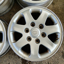 Laden Sie das Bild in den Galerie-Viewer, 4x Alufelge 16 Zoll 6.5" 6x139.7 46ET Glanz Silber 52910-4D100 Hyundai I FEL9508058086cm