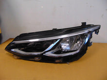 Load image into Gallery viewer, Frontscheinwerfer VW Golf VIII 5H1941005 LED Ein Stück (Rechts oder Links) SCH4622743339qd