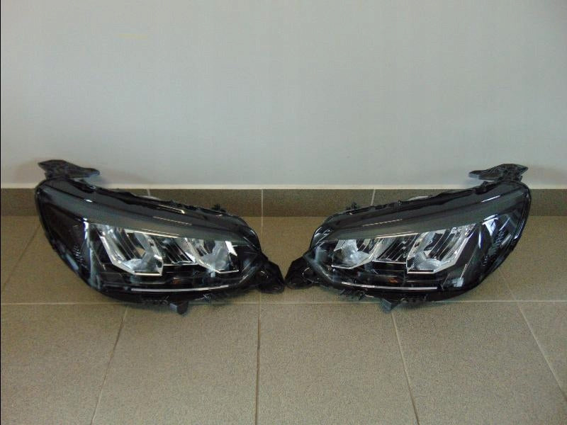 Frontscheinwerfer Peugeot 208 90200108 LED Ein Stück (Rechts oder Links)