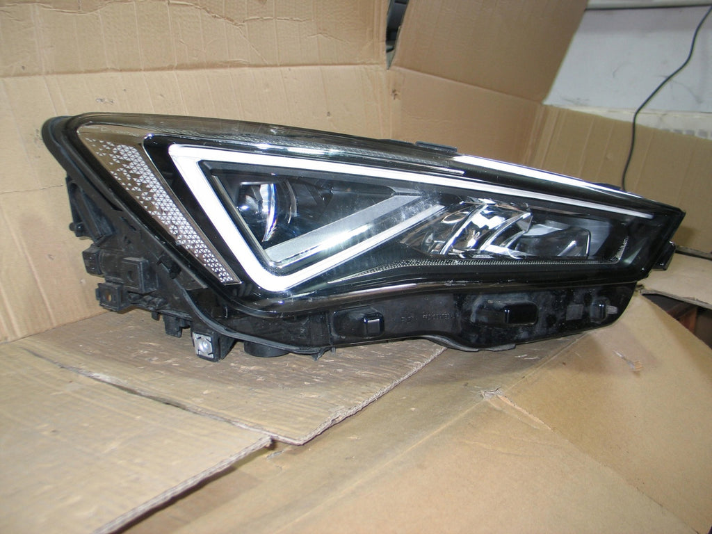 Frontscheinwerfer Seat Tarraco 5FJ941008D 5FJ941008 Full LED Rechts Headlight