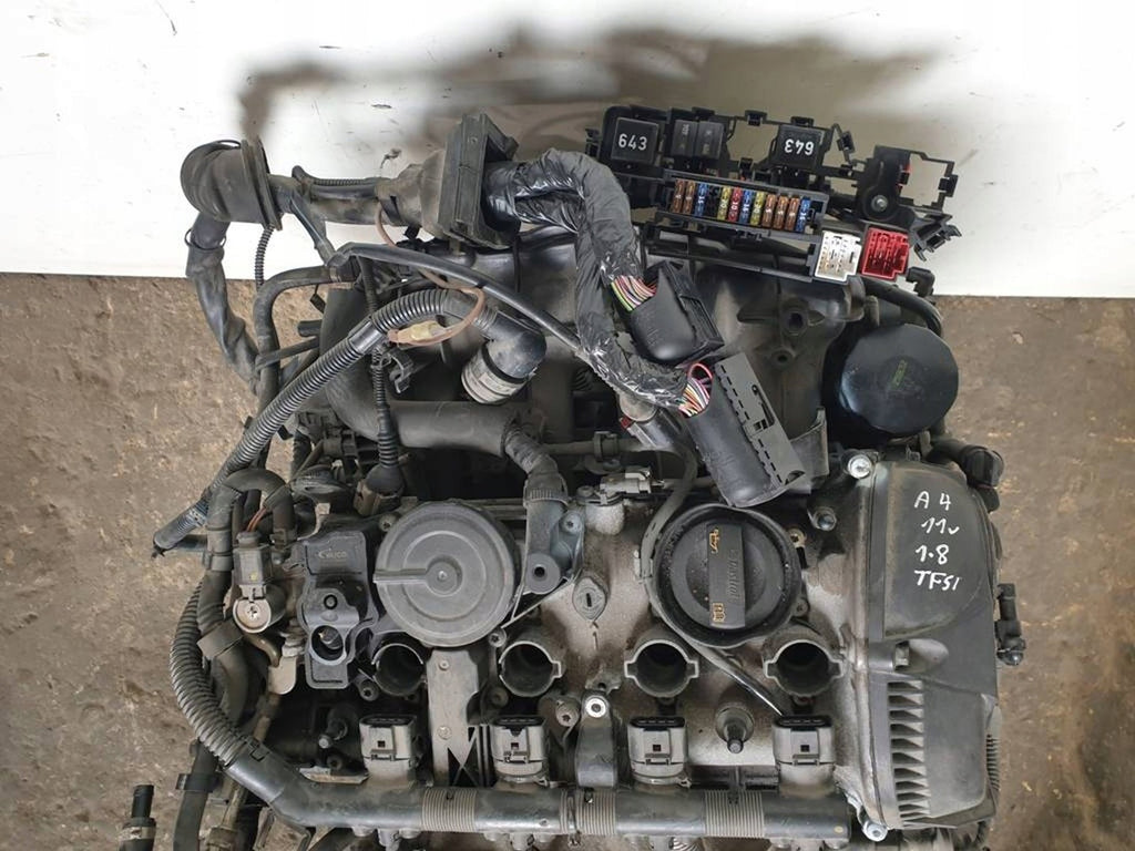 Motor Audi A4 B8 CDH 1.8 TFSI 118kW 2010 Benzin Engine Komplett