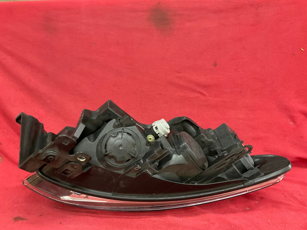 Frontscheinwerfer Renault Fluence 260608653R Xenon Links Scheinwerfer Headlight SCH3641137404kn