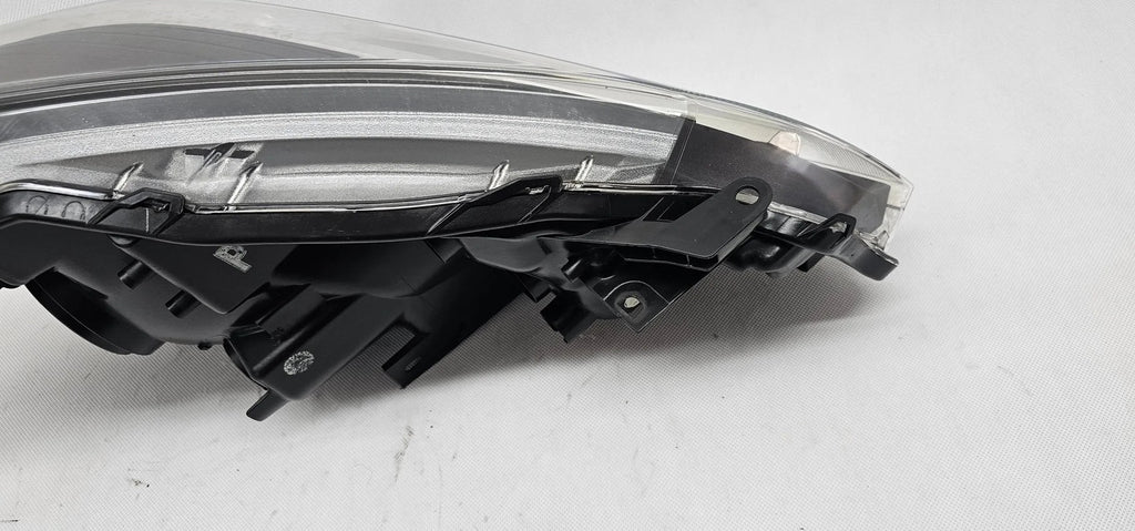 Frontscheinwerfer Toyota Yaris SPP4621 Links Scheinwerfer Headlight