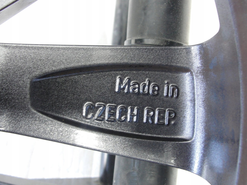 1x Alufelge 16 Zoll 7.0" 5x100 46ET Glanz Schwarz 6V0601025D Skoda Fabia Iii